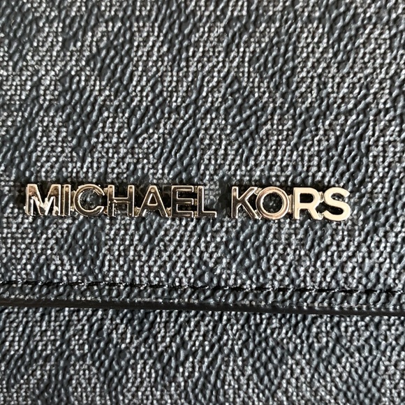 NWT Michael Kors Jet Set Travel Trifold Wallet - Picture 2 of 6